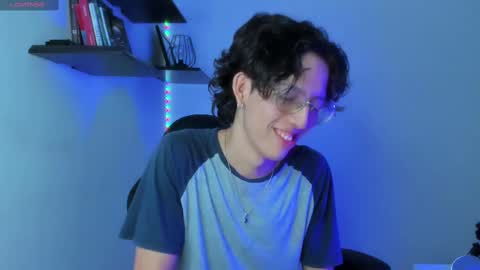 Snapshot of manu_vera8 chatting on 02-14-25, 07:54 Manuel online show from 02-14-25, 07:54