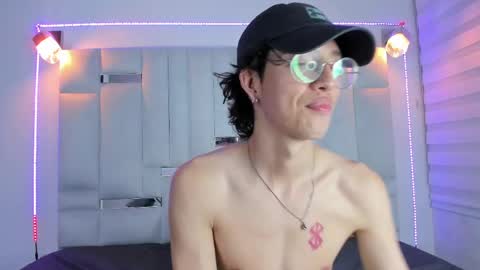 Snapshot of manu_vera8 chatting on 02-27-25, 08:09 Manuel online show from 02-27-25, 08:09