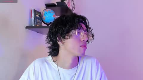 Snapshot of manu_vera8 chatting on 09-21-25, 03:08 Manuel online show from 09-21-25, 03:08