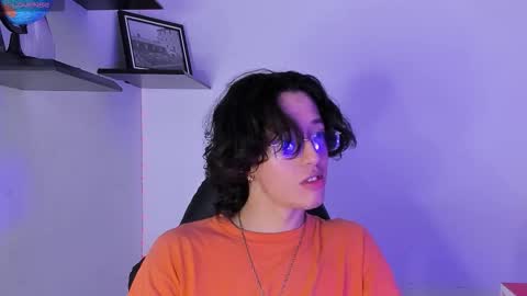 Snapshot of manu_vera8 chatting on 11-14-25, 02:32 Manuel online show from 11-14-25, 02:32