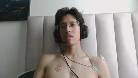 Manuel online show from 04-12-26, 07:30