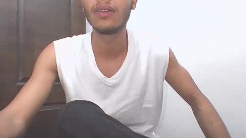 Snapshot of manuel444rl chatting on 02-12-25, 08:50 Manuel RL online show from 02-12-25, 08:50