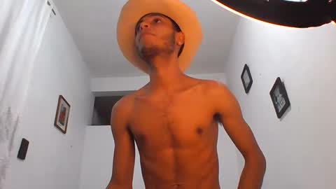 Snapshot of manuel444rl chatting on 11-09-25, 06:50 Manuel RL online show from 11-09-25, 06:50