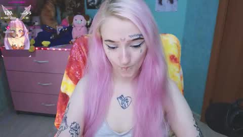 Snapshot of manuela_unicorn chatting on 10-10-25, 08:30 Manuela online show from 10-10-25, 08:30