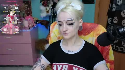 Manuela online show from 05-25-26, 09:21