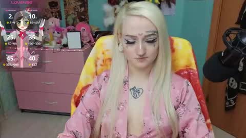 Manuela online show from 06-03-26, 04:37