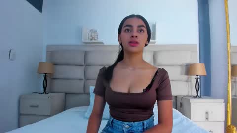 Snapshot of manuelaevans_ chatting on 01-06-26, 08:56 Manuela online show from 01-06-26, 08:56