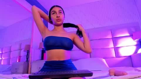 Manuela online show from 03-18-26, 09:29