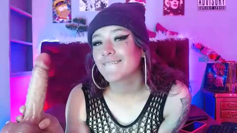 Maria Paula online show from 02-14-25, 04:37