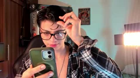 mar_alexis online show from 09-30-25, 02:11