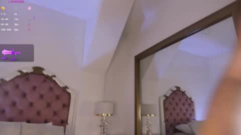 Mara online show from 10-24-25, 04:20