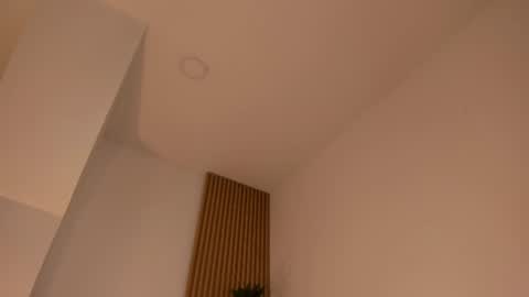 Snapshot of mara_betancurt chatting on 07-14-26, 02:05 Mara online show from 07-14-26, 02:05