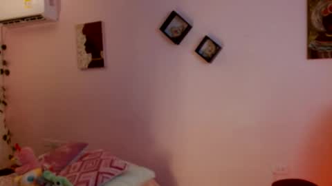 Mara 3 online show from 11-12-25, 01:33