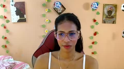 Snapshot of mara_summer chatting on 07-16-26, 01:28 Mara 3 online show from 07-16-26, 01:28