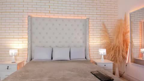 mara_winters_ online show from 02-19-26, 12:12