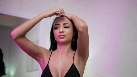  Mara  online show from 01-11-25, 10:07