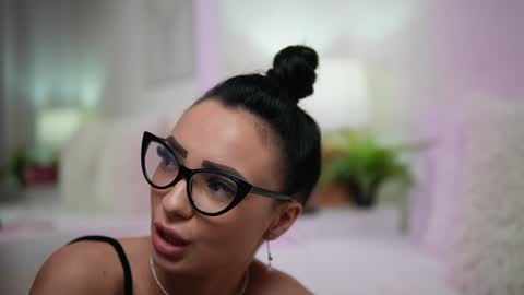  Mara  online show from 01-25-25, 04:13