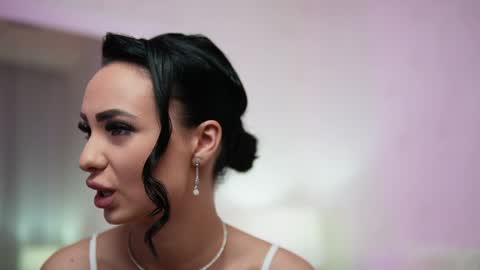  Mara  online show from 01-31-25, 10:52