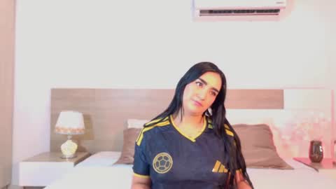 Snapshot of maragrief chatting on 06-17-26, 11:12 maragrief online show from 06-17-26, 11:12