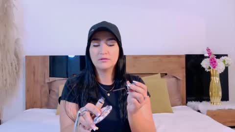 Snapshot of maragrief chatting on 06-21-26, 11:24 maragrief online show from 06-21-26, 11:24