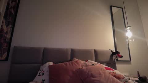 Marakuia online show from 12-20-25, 06:59