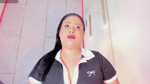Snapshot of maralinette22 chatting on 07-15-26, 11:26 maralinette22 online show from 07-15-26, 11:26