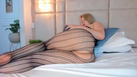 Mara Torres online show from 01-13-25, 11:17