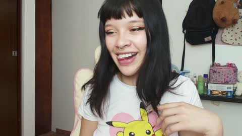 Snapshot of marceline_0 chatting on 12-24-24, 03:49 Marceline online show from 12-24-24, 03:49