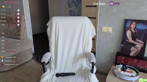 Snapshot of marceline_v chatting on 02-19-25, 06:11 Marcy online show from 02-19-25, 06:11