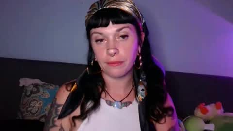 MarcelineAltaria online show from 09-16-25, 03:51