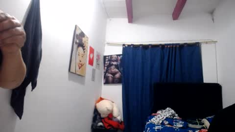 Snapshot of marckandjossi1 chatting on 07-04-26, 04:40 marckandjossi1 online show from 07-04-26, 04:40