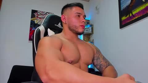 Snapshot of marco_diaz1 chatting on 09-16-25, 10:00 Marco Diaz online show from 09-16-25, 10:00