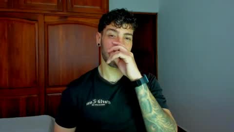 Snapshot of marco_tahani_ chatting on 05-07-26, 12:54 Marco IG marco tahani online show from 05-07-26, 12:54