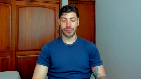 Snapshot of marco_tahani_ chatting on 05-12-26, 12:57 Marco IG marco tahani online show from 05-12-26, 12:57
