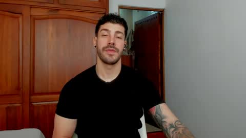Snapshot of marco_tahani_ chatting on 06-06-26, 03:06 Marco IG marco tahani online show from 06-06-26, 03:06