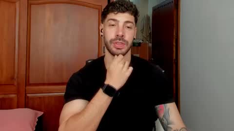 Snapshot of marco_tahani_ chatting on 07-17-26, 02:45 Marco IG marco tahani online show from 07-17-26, 02:45