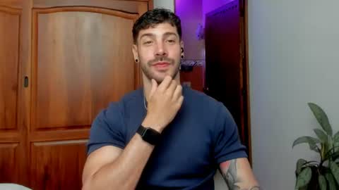 Snapshot of marco_tahani_ chatting on 08-04-26, 01:57 Marco IG marco tahani online show from 08-04-26, 01:57