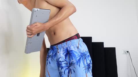 Snapshot of marcoalexlatino chatting on 12-13-24, 02:21 Marco online show from 12-13-24, 02:21