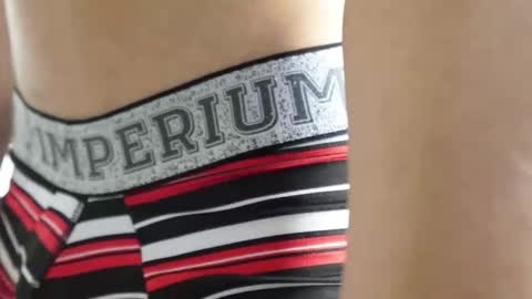 Snapshot of marcoalexlatino chatting on 10-11-25, 03:39 Marco online show from 10-11-25, 03:39