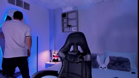 Snapshot of marcosullivan_ chatting on 11-16-25, 02:00 Marco Sullivan online show from 11-16-25, 02:00