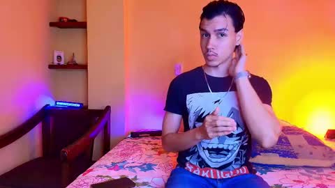 Snapshot of marcus_hanks chatting on 10-13-25, 05:18 Marcus Hanks online show from 10-13-25, 05:18