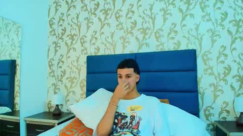 Snapshot of marcus_jeron chatting on 09-11-25, 01:28 marcus_jeron online show from 09-11-25, 01:28