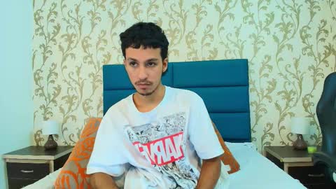 Snapshot of marcus_jeron chatting on 10-09-25, 04:32 marcus_jeron online show from 10-09-25, 04:32