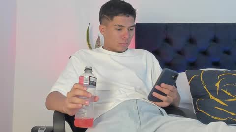 marcus_moreno online show from 03-22-26, 07:17