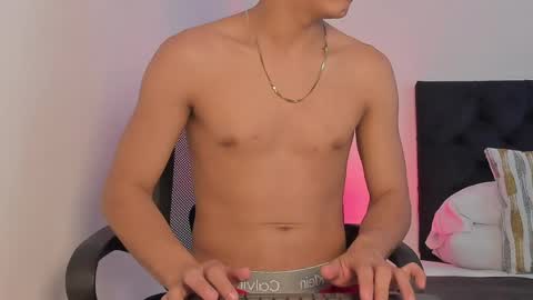 marcus_moreno online show from 04-15-26, 01:01