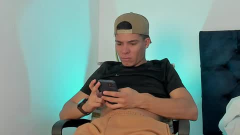 marcus_moreno online show from 04-16-26, 12:22