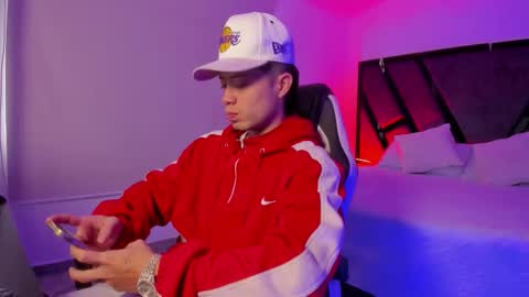 Marcus online show from 11-30-25, 01:37