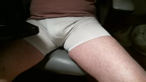 Snapshot of marcuscumsalot chatting on 04-21-26, 01:07 Marcus online show from 04-21-26, 01:07