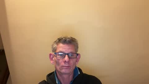 Snapshot of marcusmax1970 chatting on 01-10-26, 04:42 marcusmax1970 online show from 01-10-26, 04:42