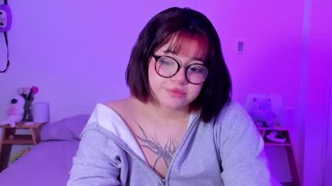 Snapshot of marcy_grey chatting on 02-11-25, 04:46 danna online show from 02-11-25, 04:46